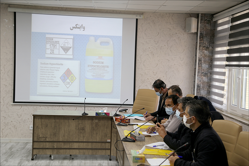 برگزاری آموزش ادواری رانندگان آمبولانس مناطق در بهداشت و درمان صنعت نفت فارس و هرمزگان 11