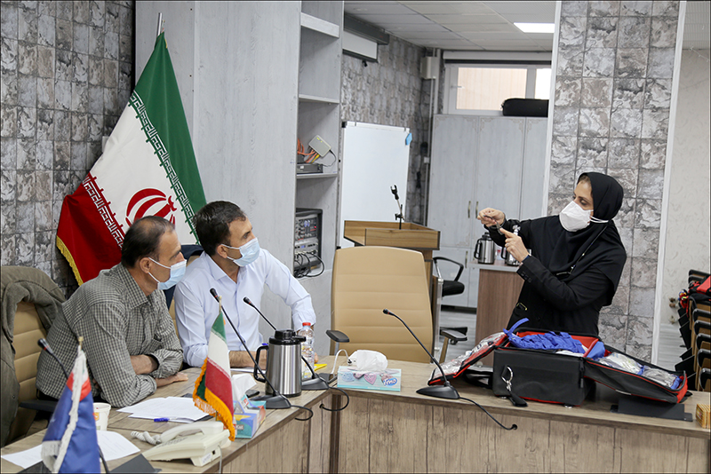 برگزاری آموزش ادواری رانندگان آمبولانس مناطق در بهداشت و درمان صنعت نفت فارس و هرمزگان 13