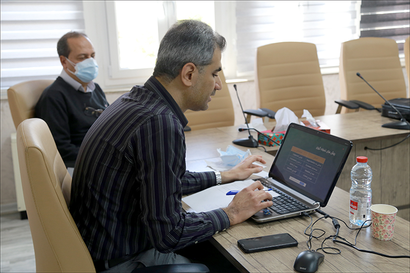 وبینار آموزش مجازی نرم افزار  SPSSبرگزار شد 2