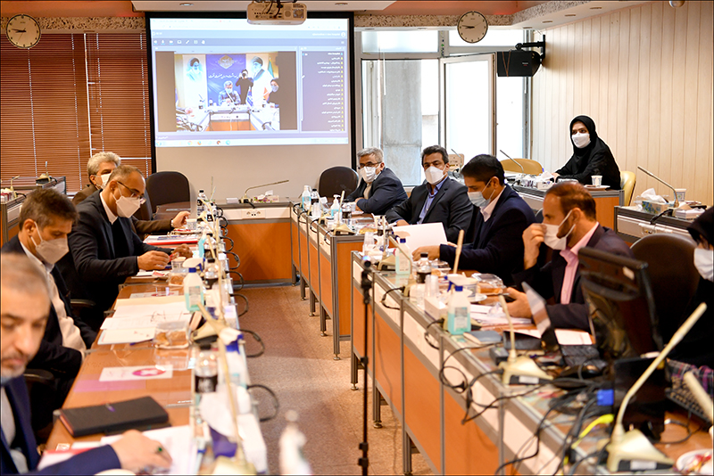 حضور رییس بهداشت و درمان صنعت نفت فارس و هرمزگان در اجلاس مدیران و روسای سازمان 1 2