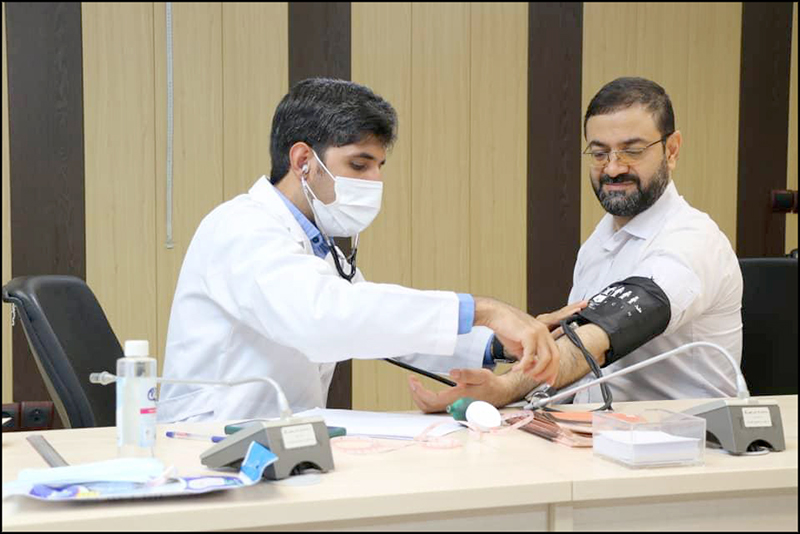 برگزاری برنامه های هفته سلامت در بهداشت و درمان صنعت نفت فارس و هرمزگان5 6