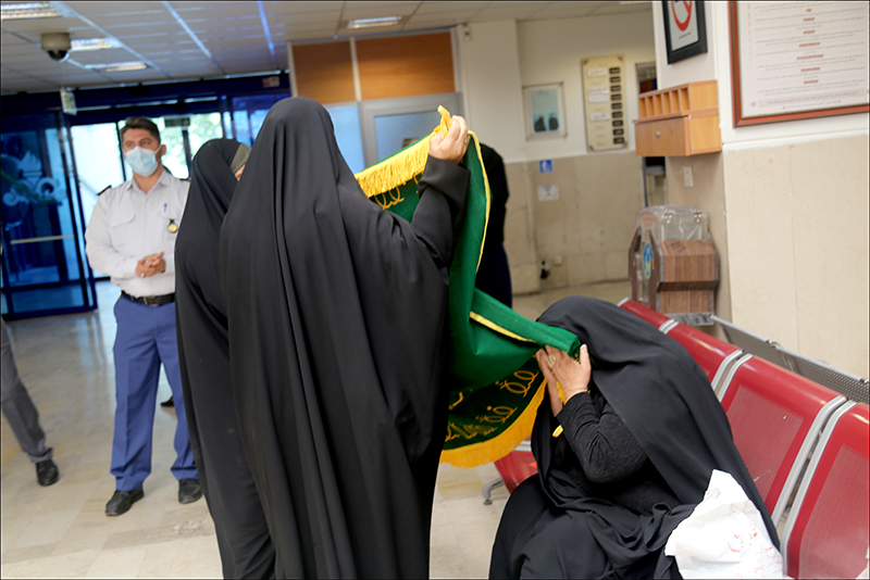 برگزاری مراسم پرچم گردانی در بهداشت و درمان صنعت نفت فارس و هرمزگان 16