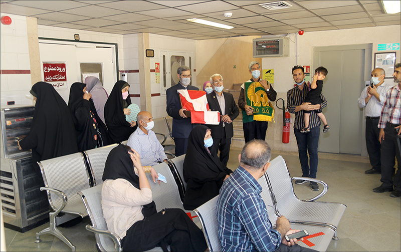 برگزاری مراسم پرچم گردانی در بهداشت و درمان صنعت نفت فارس و هرمزگان 28