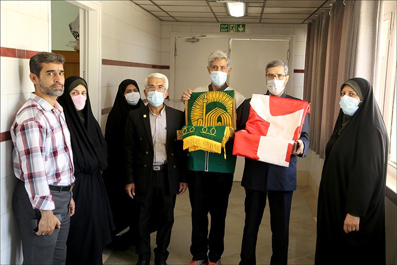 برگزاری مراسم پرچم گردانی در بهداشت و درمان صنعت نفت فارس و هرمزگان 35