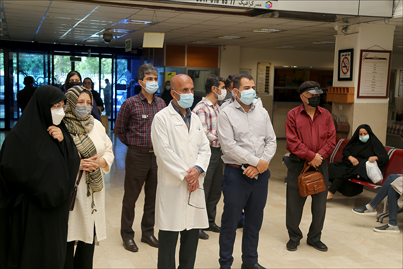 برگزاری مراسم پرچم گردانی در بهداشت و درمان صنعت نفت فارس و هرمزگان 38