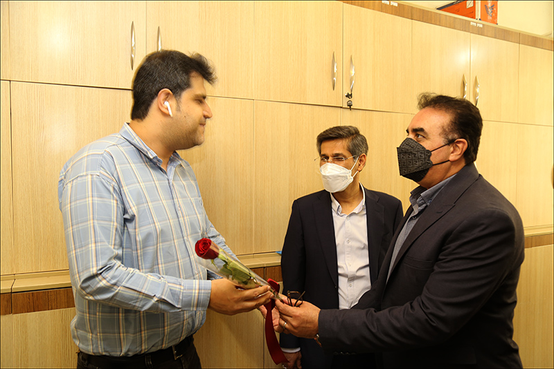 پاسداشت روز کارمند در بهداشت و درمان صنعت نفت فارس و هرمزگان 1 2