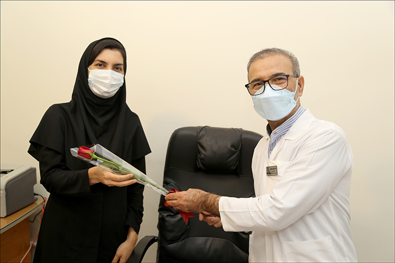 پاسداشت روز کارمند در بهداشت و درمان صنعت نفت فارس و هرمزگان 1 25