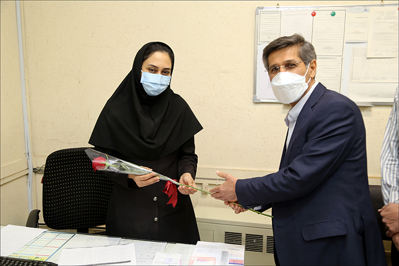 پاسداشت روز کارمند در بهداشت و درمان صنعت نفت فارس و هرمزگان 1 36