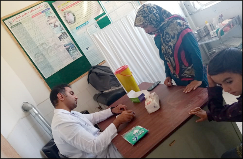 برپایی میز خدمت جهادی سلامت در روستای حاجی آباد ده شیخ خانه زنیان  2