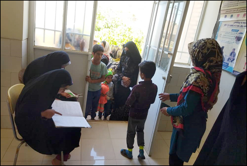 برپایی میز خدمت جهادی سلامت در روستای حاجی آباد ده شیخ خانه زنیان  11