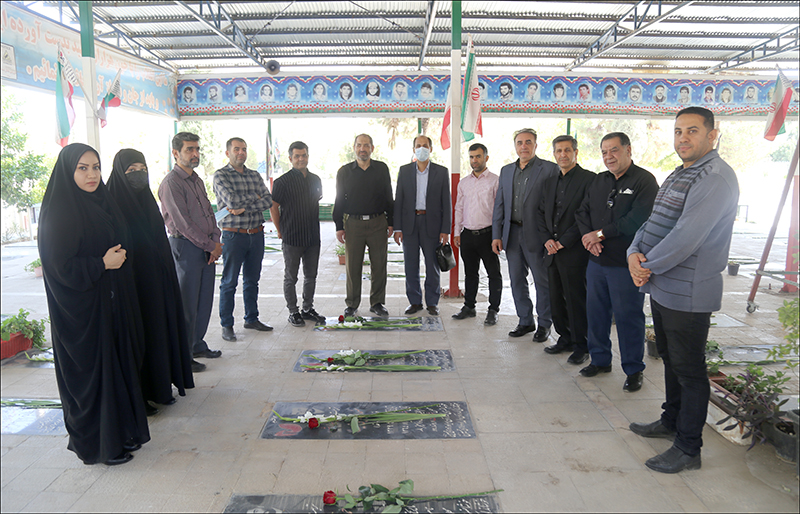 گرامی داشت هفته دفاع مقدس در بهداشت و درمان صنعت نفت فارس و هرمزگان 14