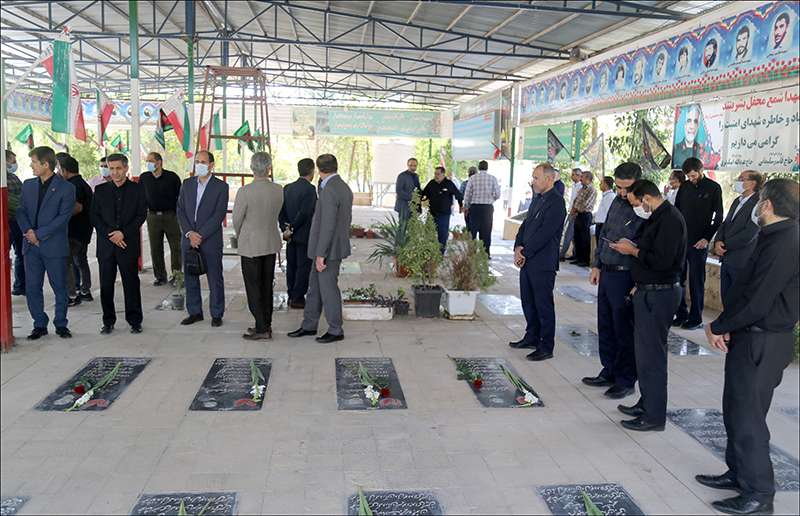 گرامی داشت هفته دفاع مقدس در بهداشت و درمان صنعت نفت فارس و هرمزگان 16