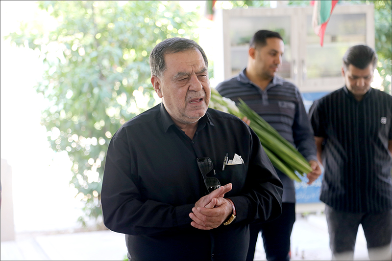 گرامی داشت هفته دفاع مقدس در بهداشت و درمان صنعت نفت فارس و هرمزگان 21