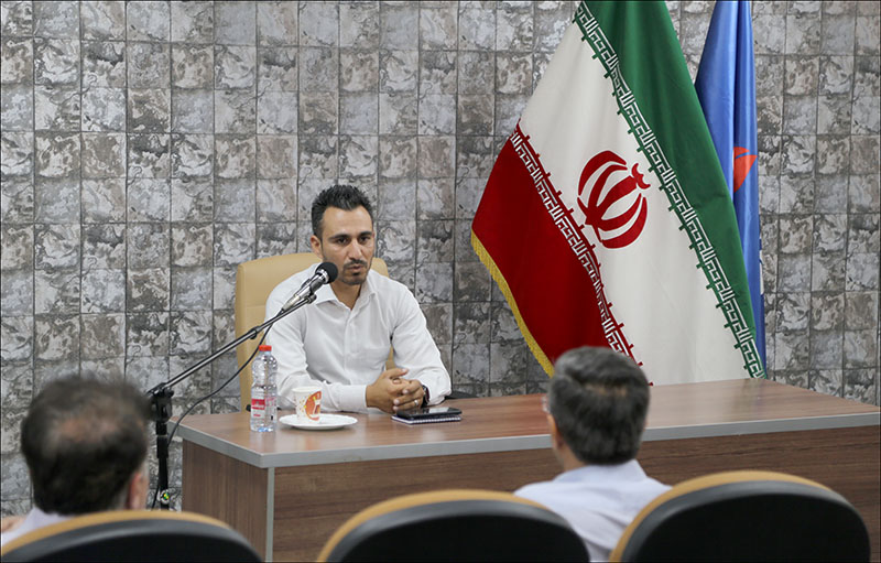 برگزاری برنامه های هفته دفاع مقدس در بهداشت و درمان صنعت نفت فارس و هرمزگان 2 1