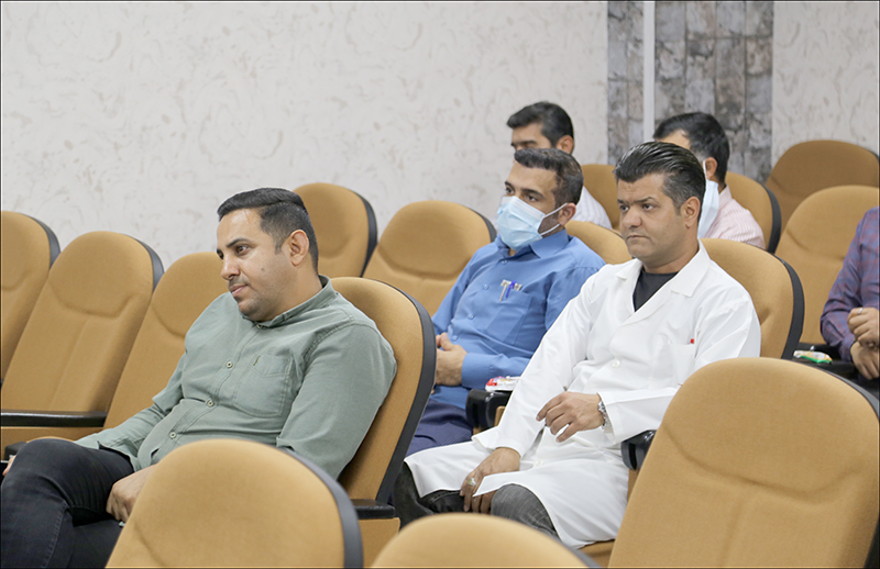 برگزاری برنامه های هفته دفاع مقدس در بهداشت و درمان صنعت نفت فارس و هرمزگان 2 3