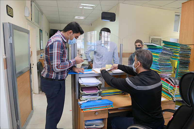 انجام معاینات بدو استخدام مشمولین ایثارگر بهداشت و درمان صنعت نفت فارس و هرمزگان 2