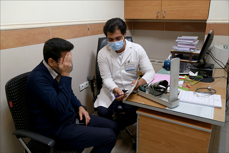 انجام معاینات بدو استخدام مشمولین ایثارگر بهداشت و درمان صنعت نفت فارس و هرمزگان 8