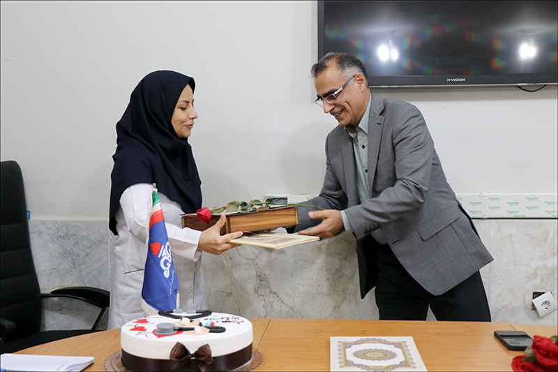 گرامی داشت روز پرستار در بهداشت و درمان صنعت نفت منطقه هرمزگان1 12