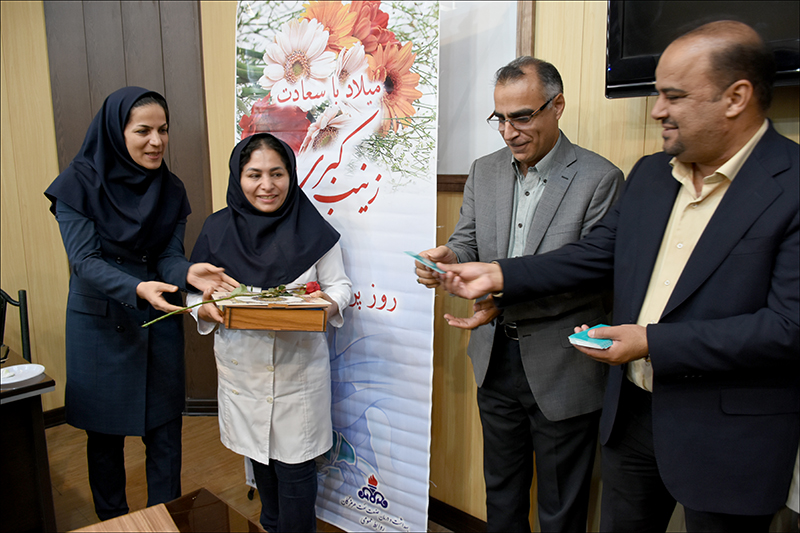 گرامی داشت روز پرستار در مجموعه بهداشت و درمان صنعت نفت منطقه هرمزگان2 14