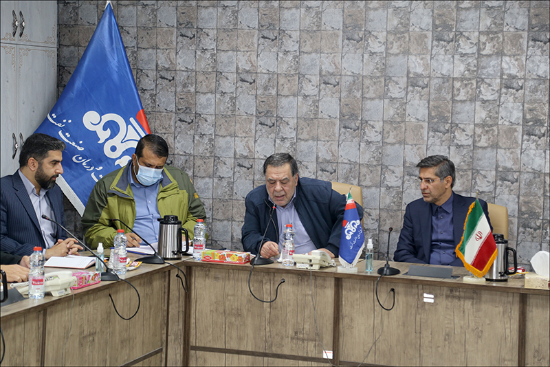 نشست شورای فرماندهان پایگاه های مقاومت بسیج صنعت نفت فارس برگزار شد 4