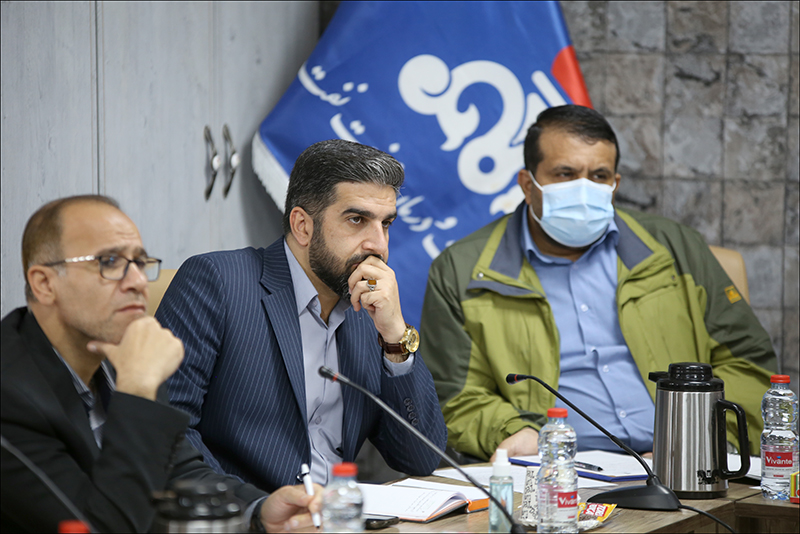 نشست شورای فرماندهان پایگاه های مقاومت بسیج صنعت نفت فارس برگزار شد 10