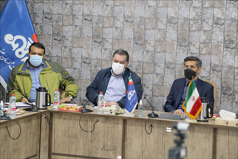 نشست شورای فرماندهان پایگاه های مقاومت بسیج صنعت نفت فارس برگزار شد 11