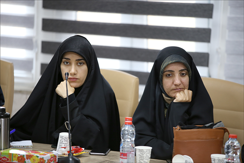 نشست شورای فرماندهان پایگاه های مقاومت بسیج صنعت نفت فارس برگزار شد 12