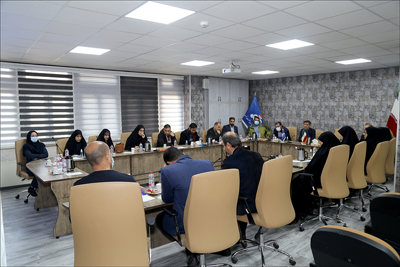 نشست شورای فرماندهان پایگاه های مقاومت بسیج صنعت نفت فارس برگزار شد 25