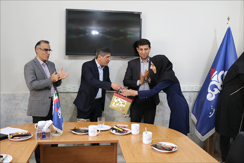 نشست هم اندیشی رییس بهداشت و درمان صنعت نفت فارس و هرمزگان با مدیران و کارکنان منطقه هرمزگان برگزار شد 14