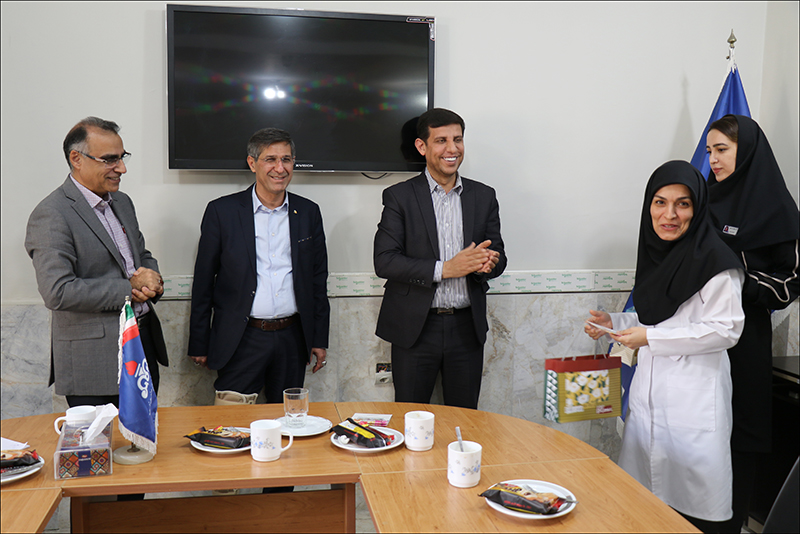 نشست هم اندیشی رییس بهداشت و درمان صنعت نفت فارس و هرمزگان با مدیران و کارکنان منطقه هرمزگان برگزار شد 16