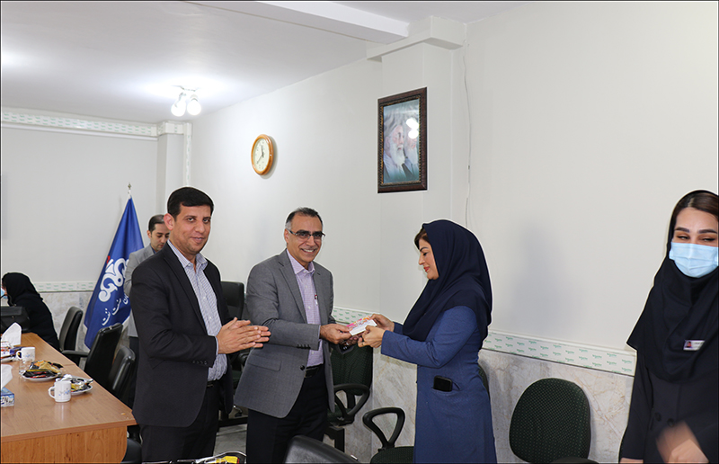 نشست هم اندیشی رییس بهداشت و درمان صنعت نفت فارس و هرمزگان با مدیران و کارکنان منطقه هرمزگان برگزار شد 20