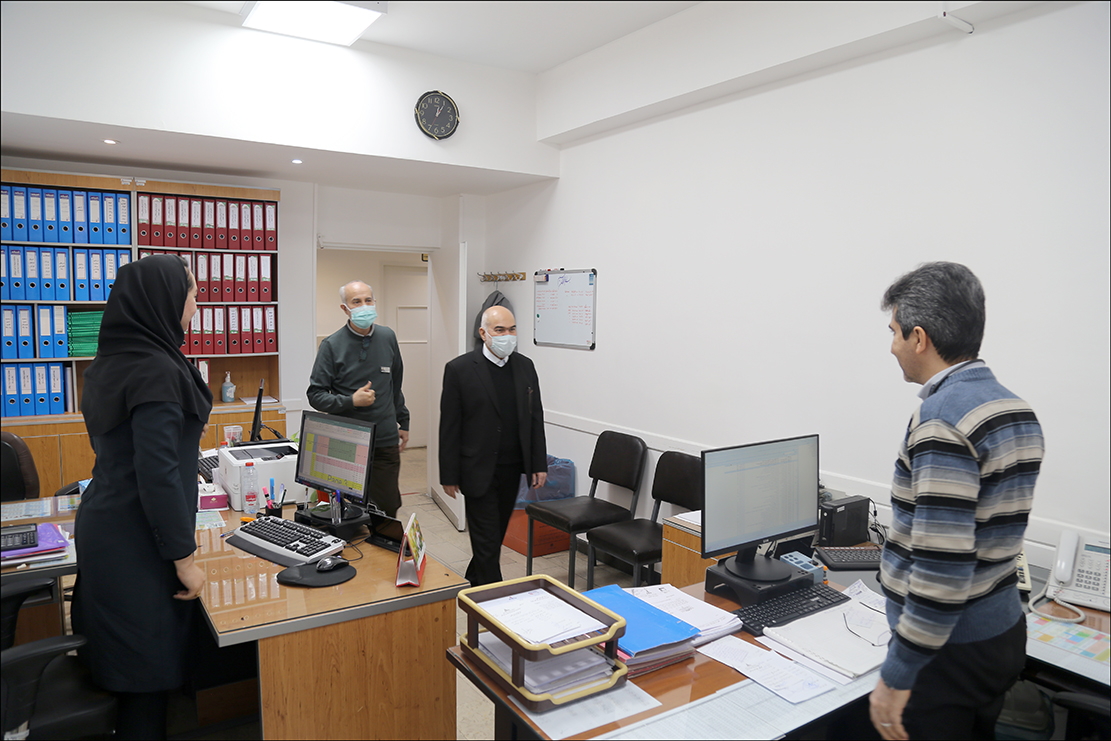 بازدید مشاور مدیر عامل از بهداشت و درمان صنعت نفت فارس و هرمزگان 2