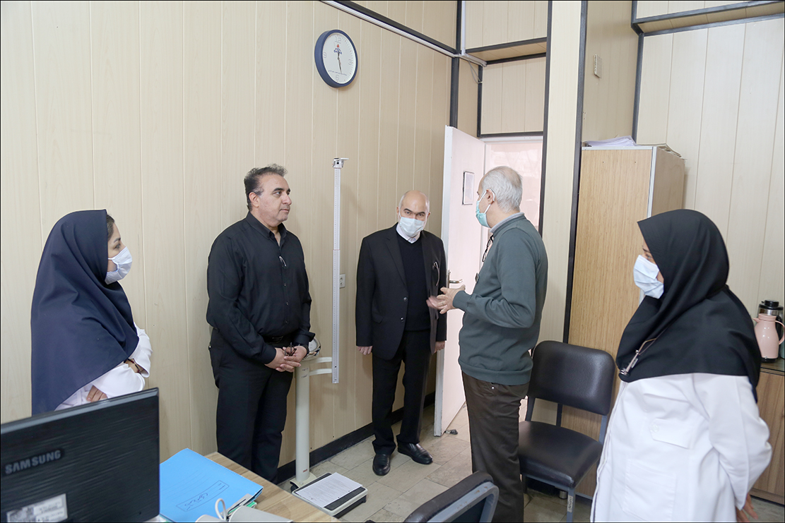 بازدید مشاور مدیر عامل از بهداشت و درمان صنعت نفت فارس و هرمزگان 16