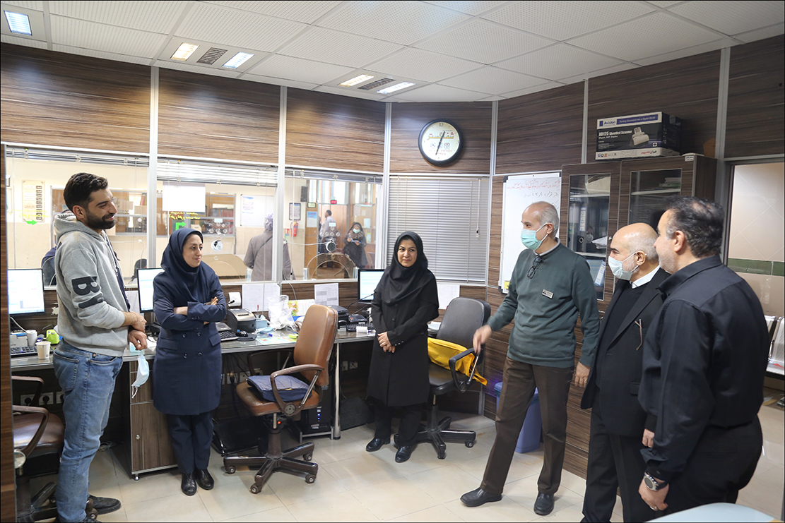 بازدید مشاور مدیر عامل از بهداشت و درمان صنعت نفت فارس و هرمزگان 18