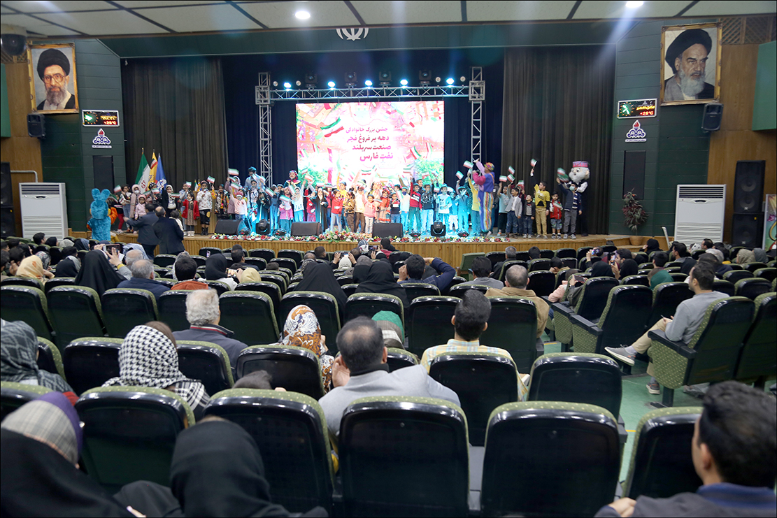 شب اول جشن دهه فجر 10