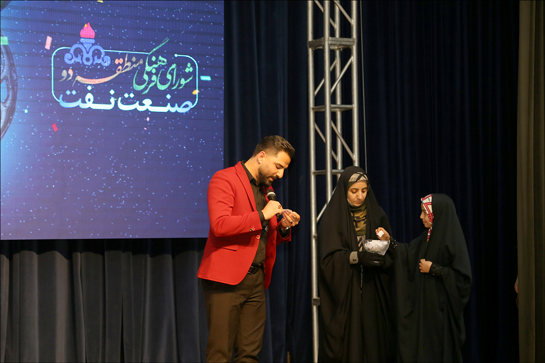 شب اول جشن دهه فجر 32