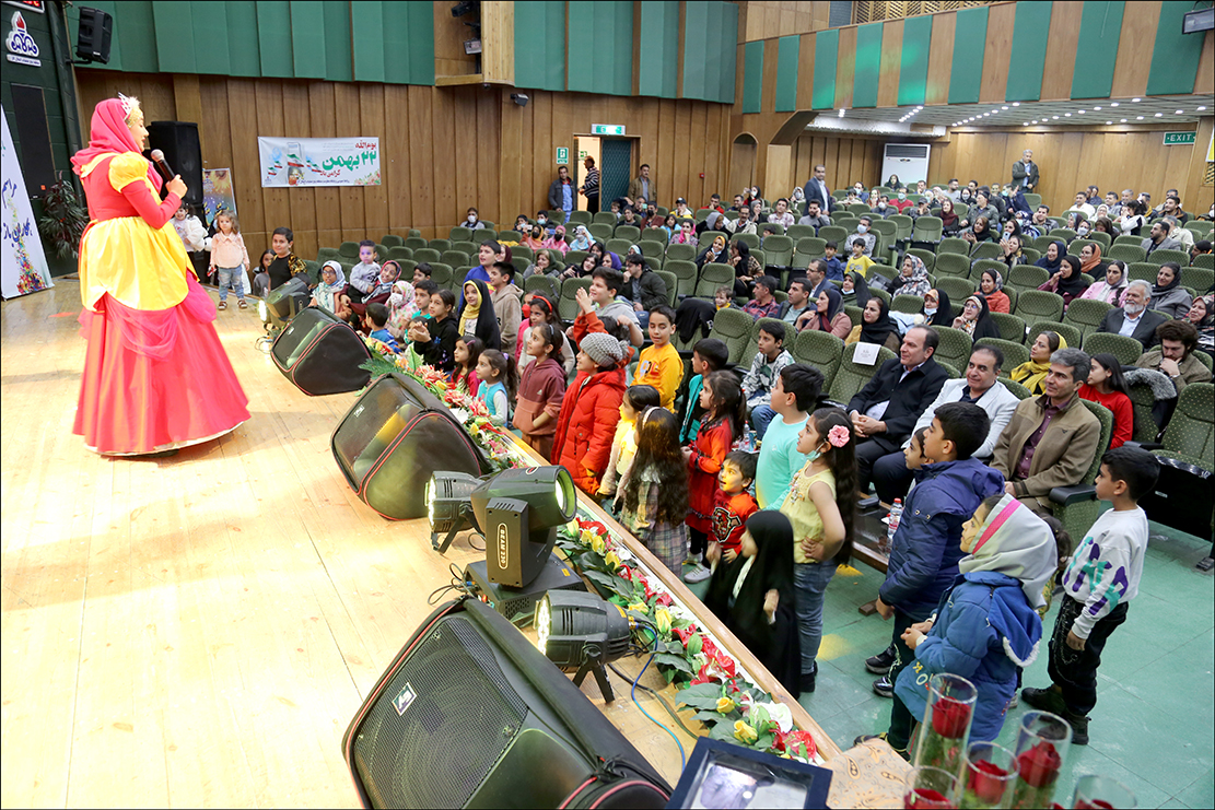 جشن شب دوم دهه فجر 1401 50