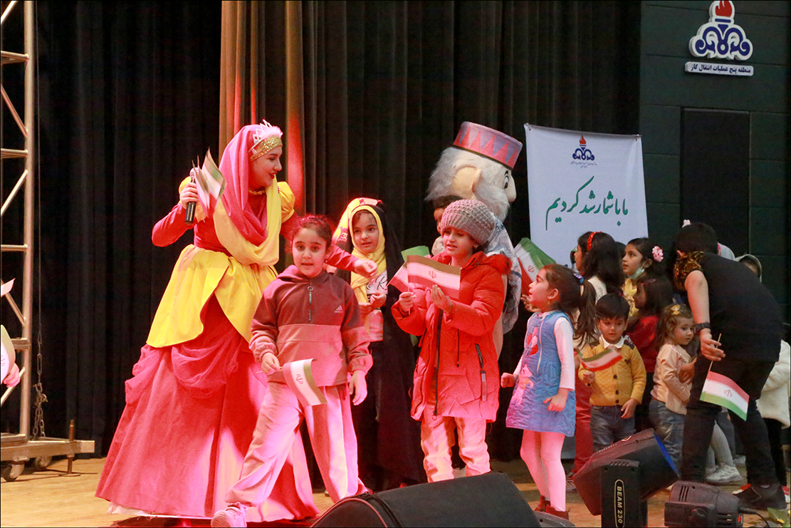 جشن شب دوم دهه فجر 1401 55