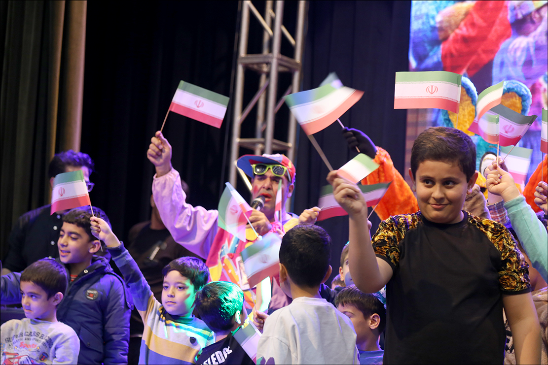 جشن شب دوم دهه فجر 1401 57