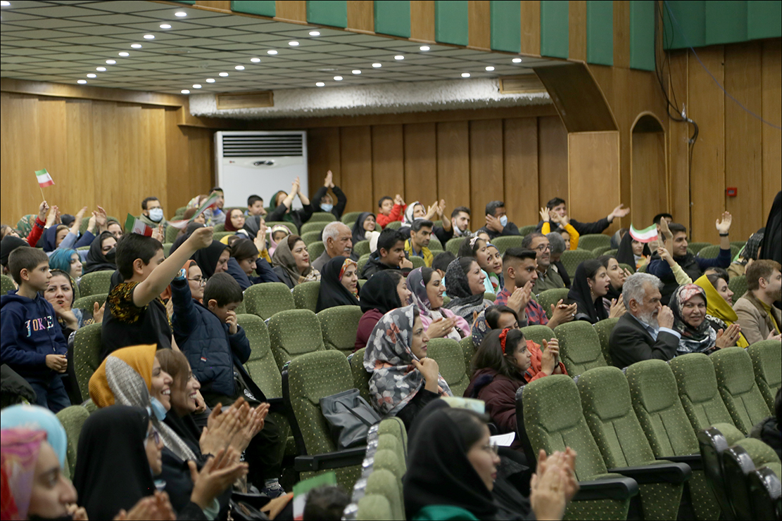 جشن شب دوم دهه فجر 1401 62