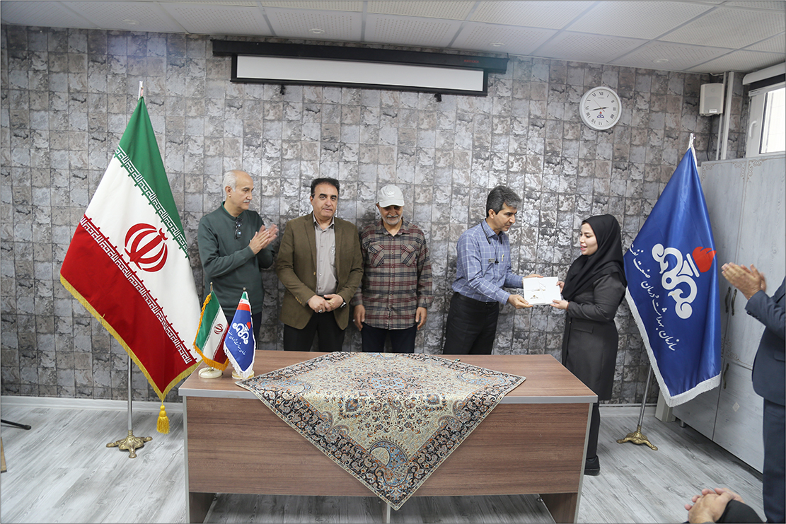 تجلیل از جانیازان و ایثاارگران و فرزندان شهدا به مناسبت اعیاد شعبانیه 19