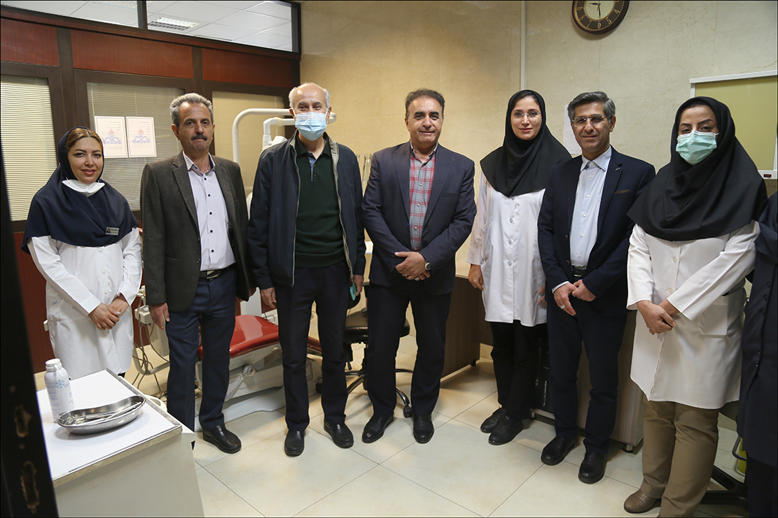 دیدار نوروزی دکتر تندر با پرسنل درمانگاه شماره2 5