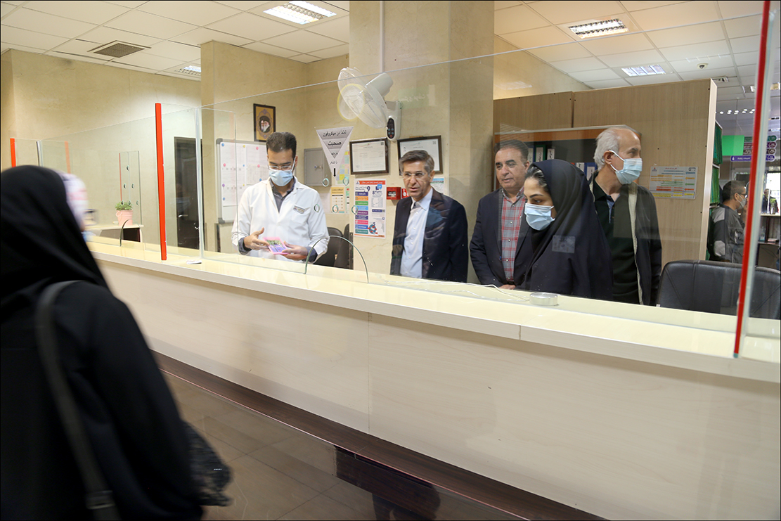 دیدار نوروزی دکتر تندر با پرسنل درمانگاه شماره2 18