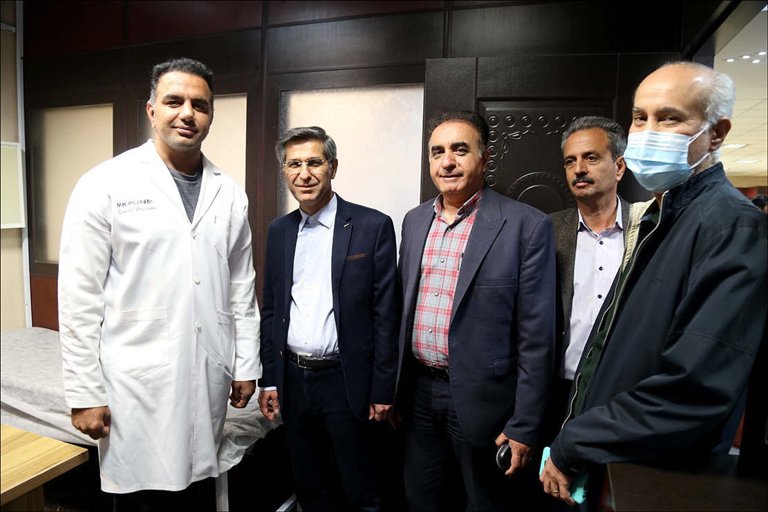 دیدار نوروزی دکتر تندر با پرسنل درمانگاه شماره2 21