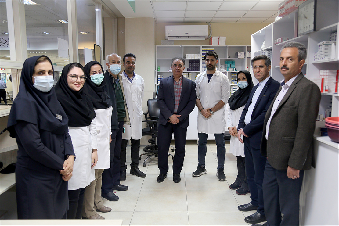 دیدار نوروزی دکتر تندر با پرسنل درمانگاه شماره2 24