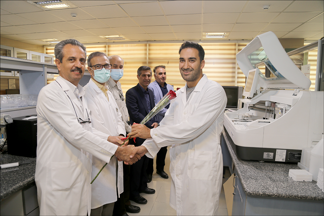 گرامی داشت روز آزمایشگاه1402 10