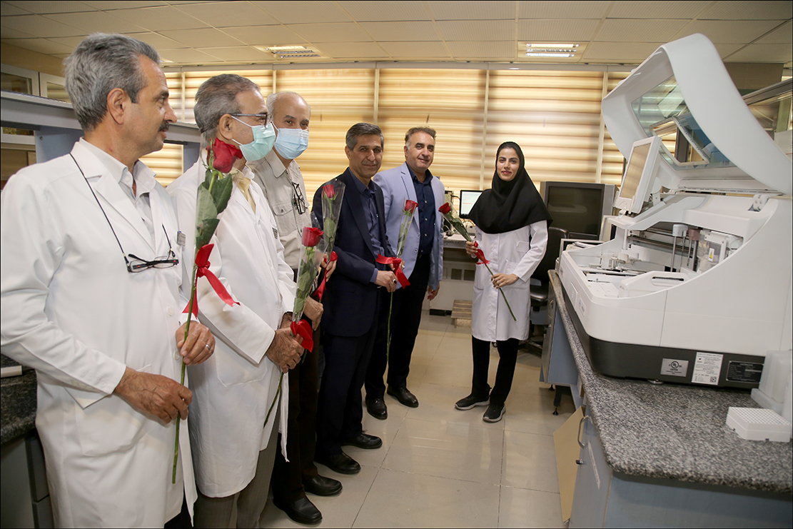 گرامی داشت روز آزمایشگاه1402 11