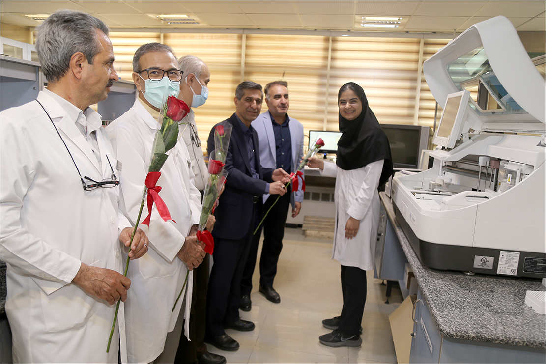 گرامی داشت روز آزمایشگاه1402 13