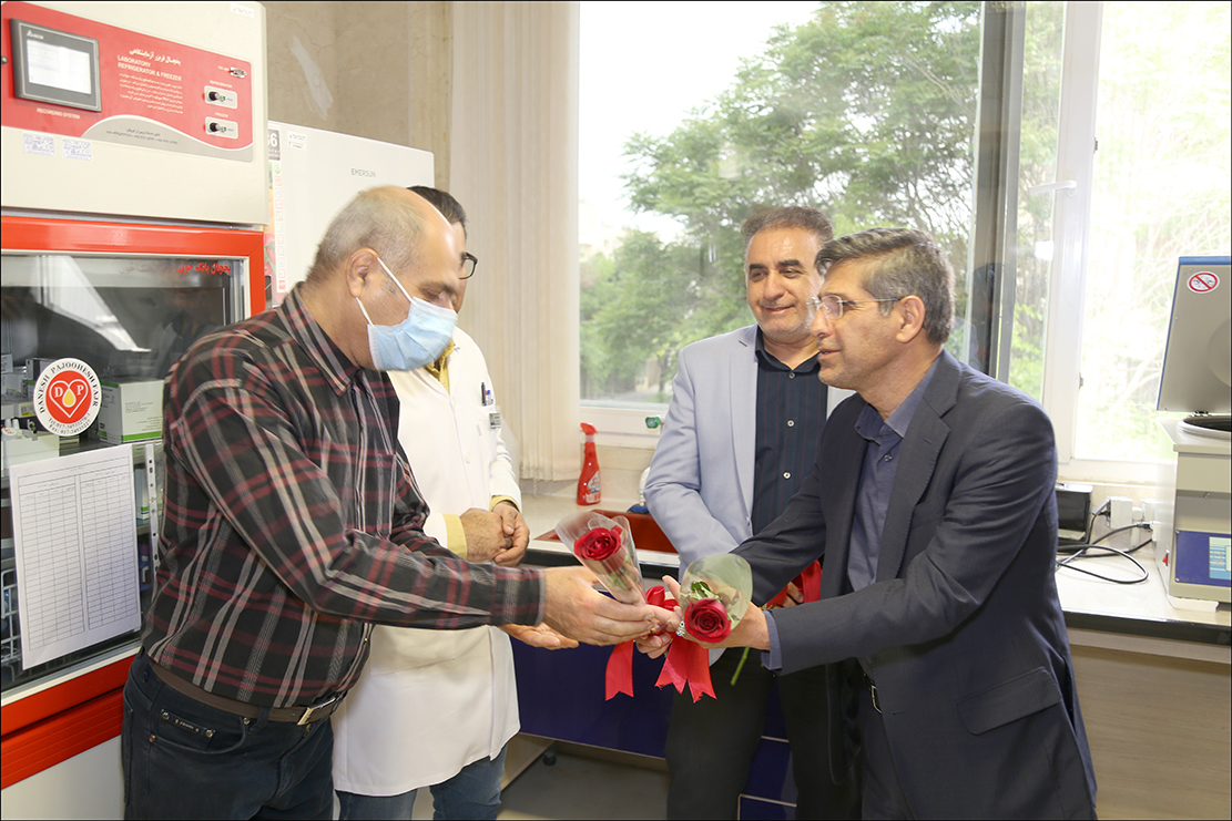 گرامی داشت روز آزمایشگاه 2/ 1402 6