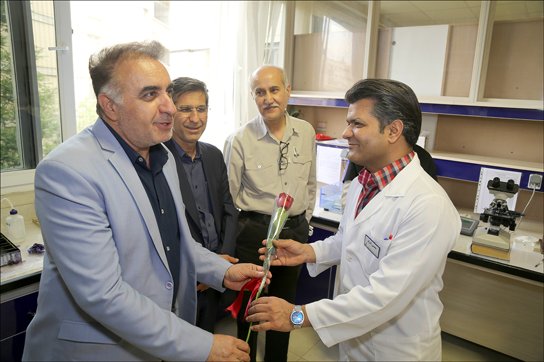 گرامی داشت روز آزمایشگاه 2/ 1402 9